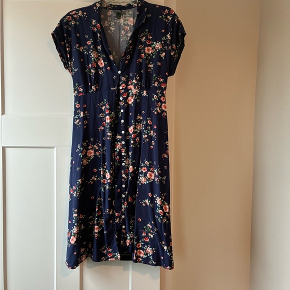 Lot of five (L) Spring dresses - Picture 6 of 6